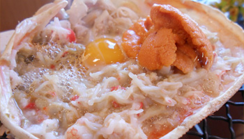 うにとかにの甲羅焼き