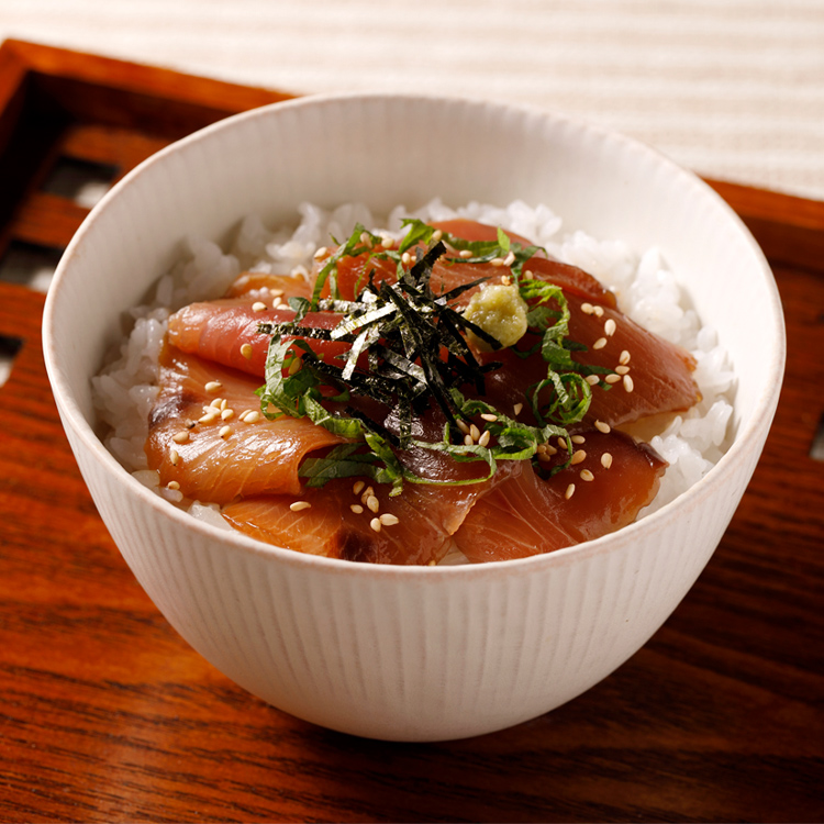 ぶり漬け丼の具 北海道産のぶりを特製ダレで 漬け にしました 佐藤水産のお取り寄せ通信販売 北海道の鮭 海産物グルメギフト通販